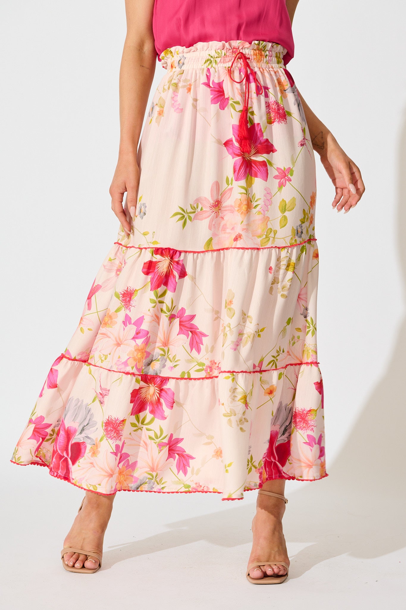 Aino Maxi Skirt in Light Blush Floral front
