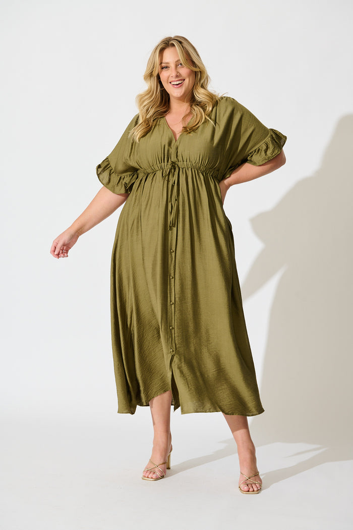 Rue Maxi Dress In Khaki curve