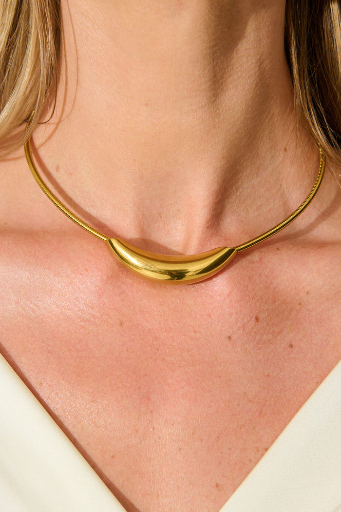 Inez Statement Necklace in Gold on model close up
