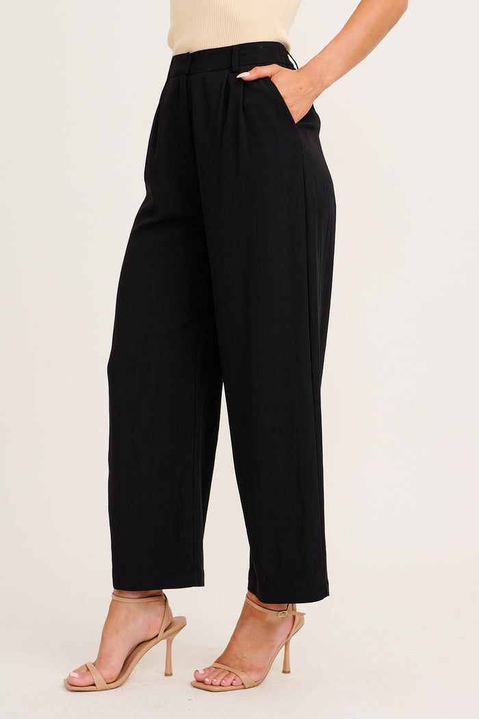 Elevate Pant in Black side