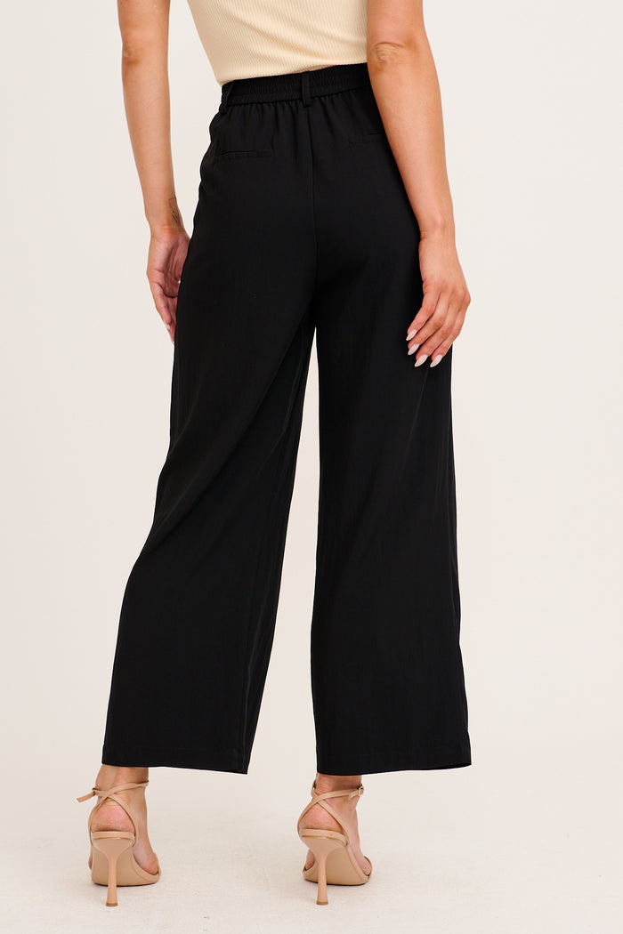 Elevate Pant in Black back