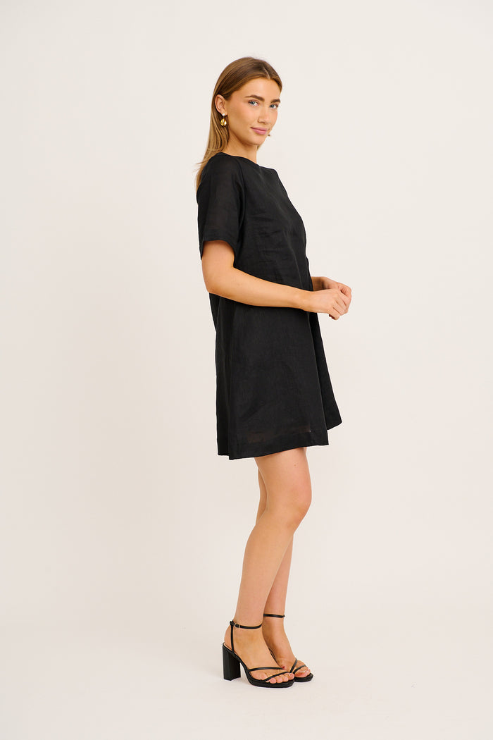 Summer Whisper Dress in Black Linen side