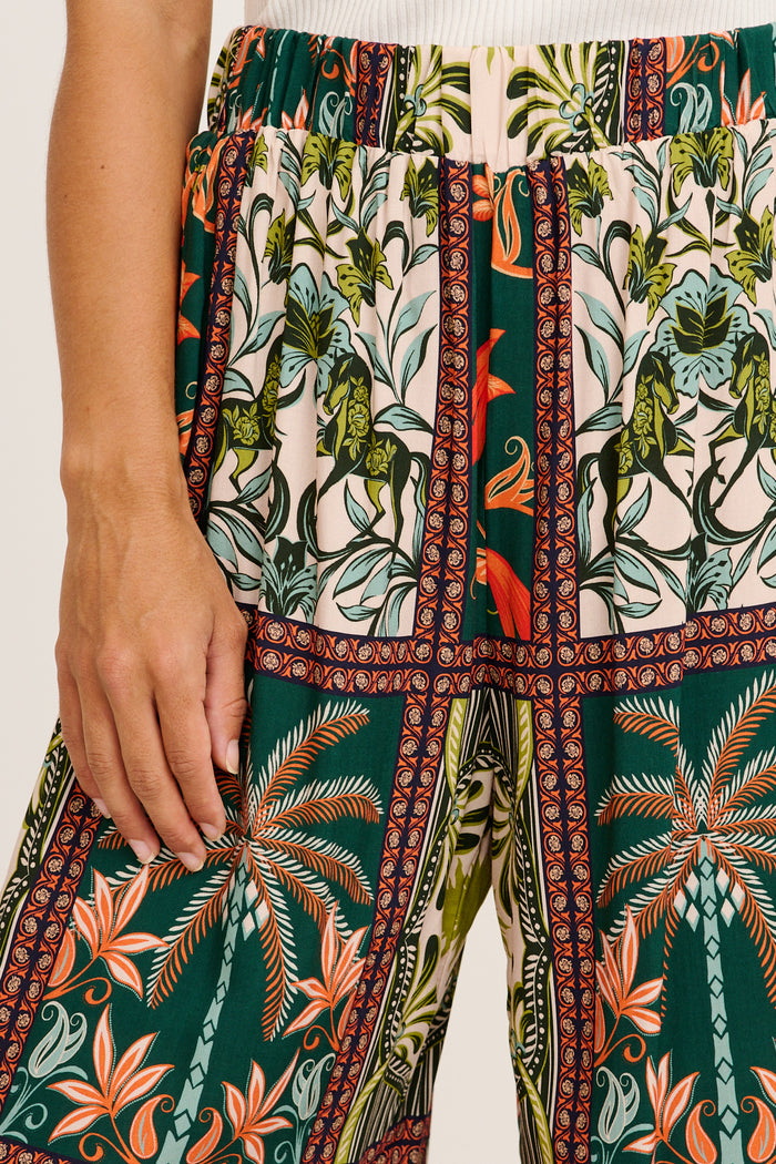 Riviera Whisper Pant in Green Tile Print detail