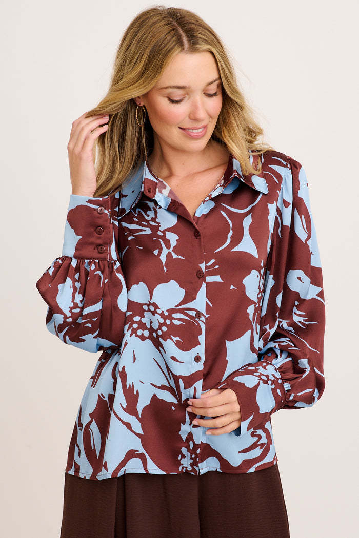 Errands Shirt in Chocolate with Blue Print front