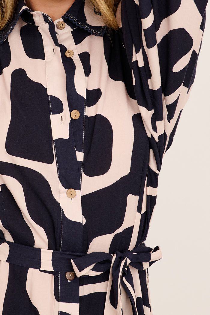 Risa Shirt Dress in Black with Cream Print detail