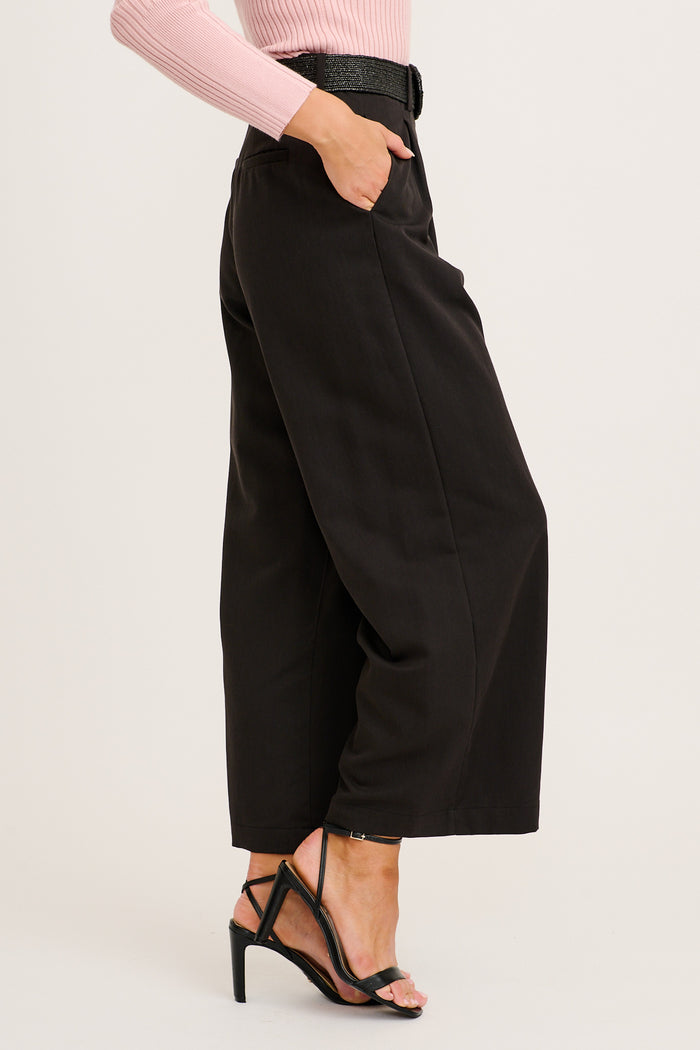 Lyla Pants in Black side