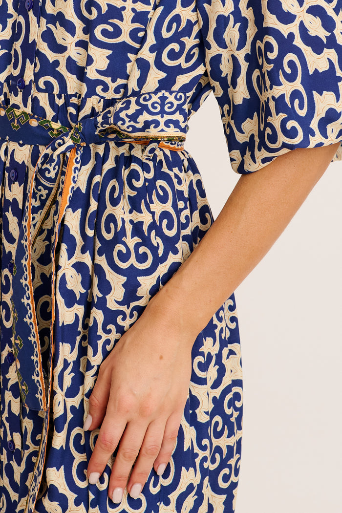 Karra Midi Dress in Navy and Cream Print detail