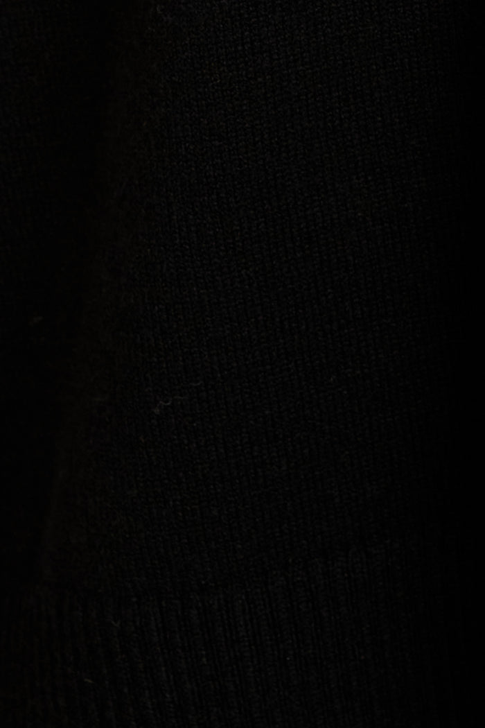 Oleander Knit in Black fabric