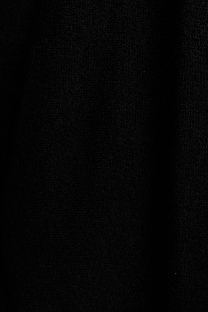 Freja Knit in Black fabric