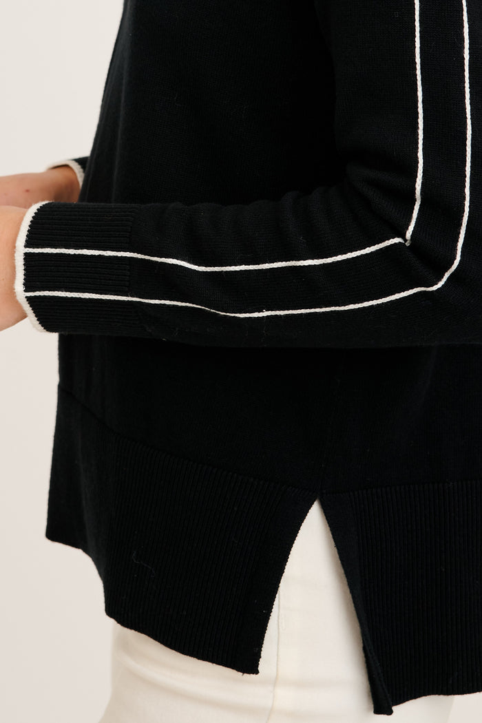 Saga Knit in Black Cotton detail