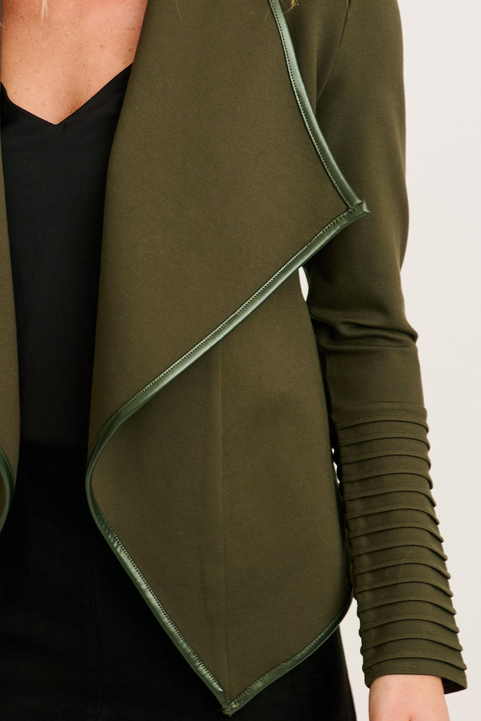 Lyndall Jacket In Khaki detail