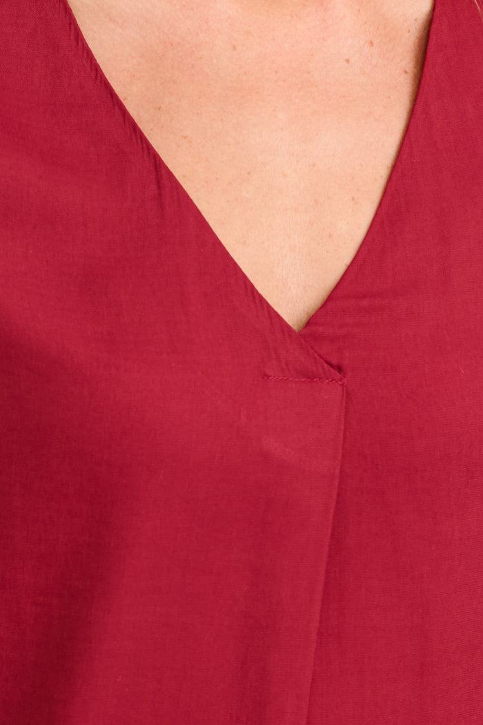 Tove Top in Wine detail