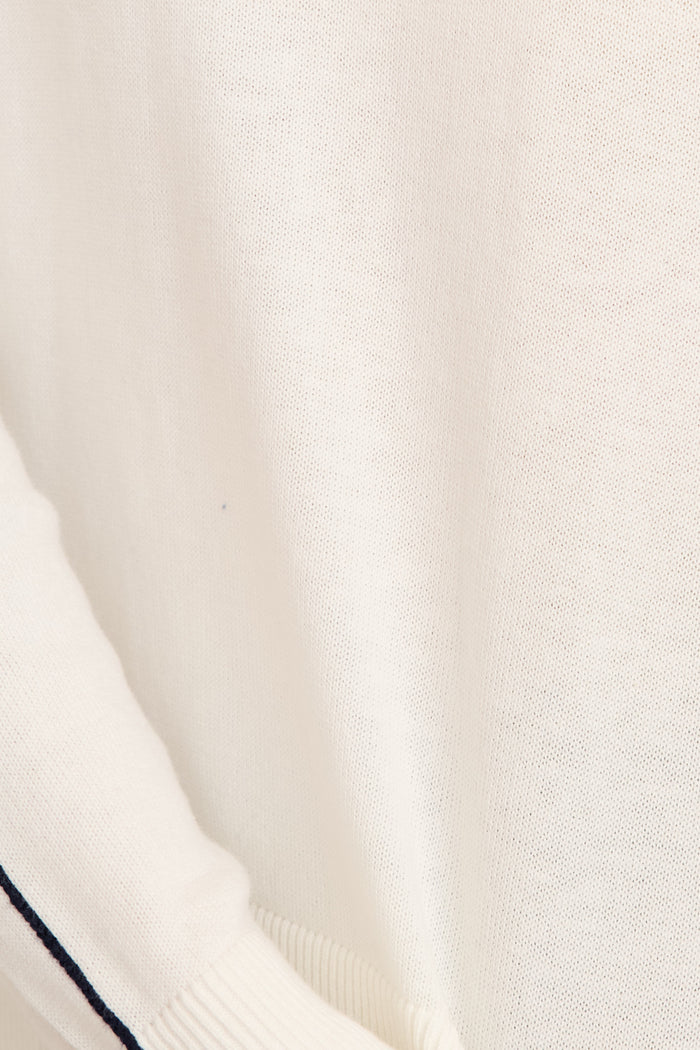 Saga Knit in White Cotton fabric