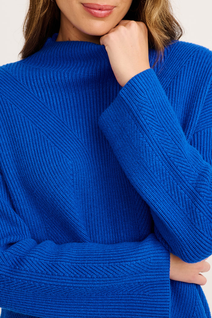Zephyr Knit in Cobalt Blue detail