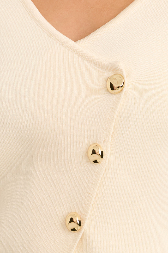 Dignify Knit in Cream detail