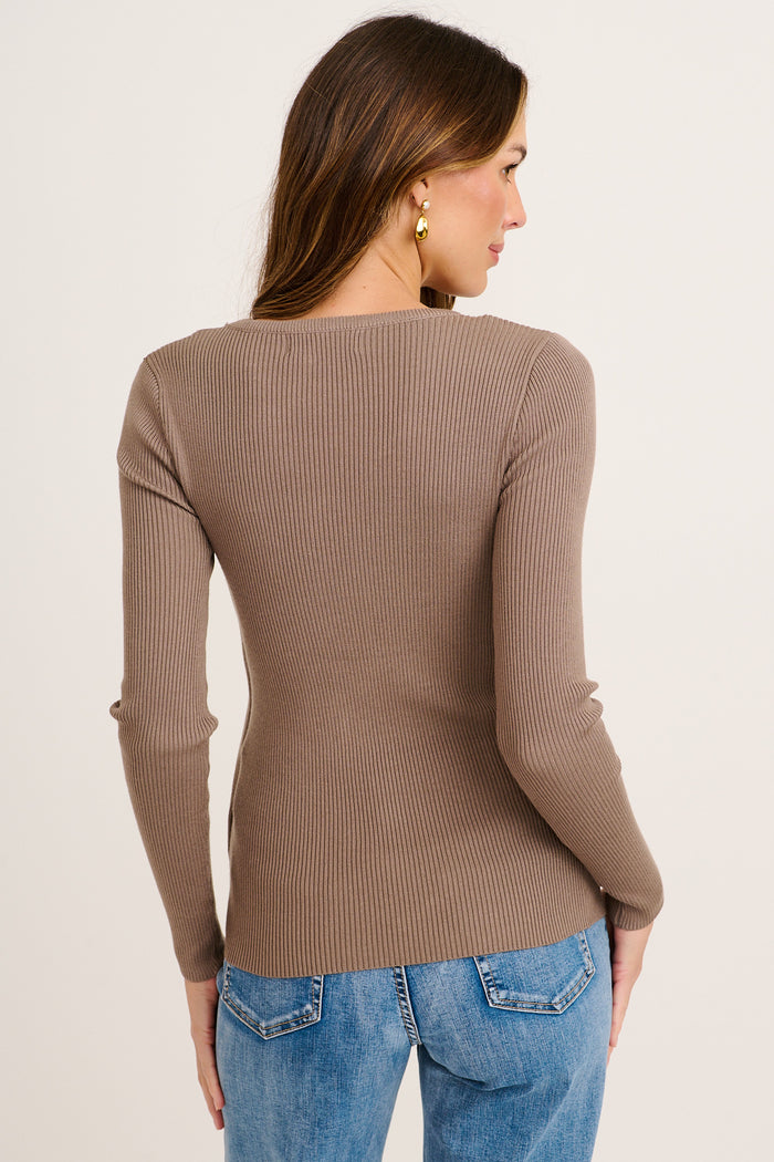 Nestle Knit Top in Mocha back