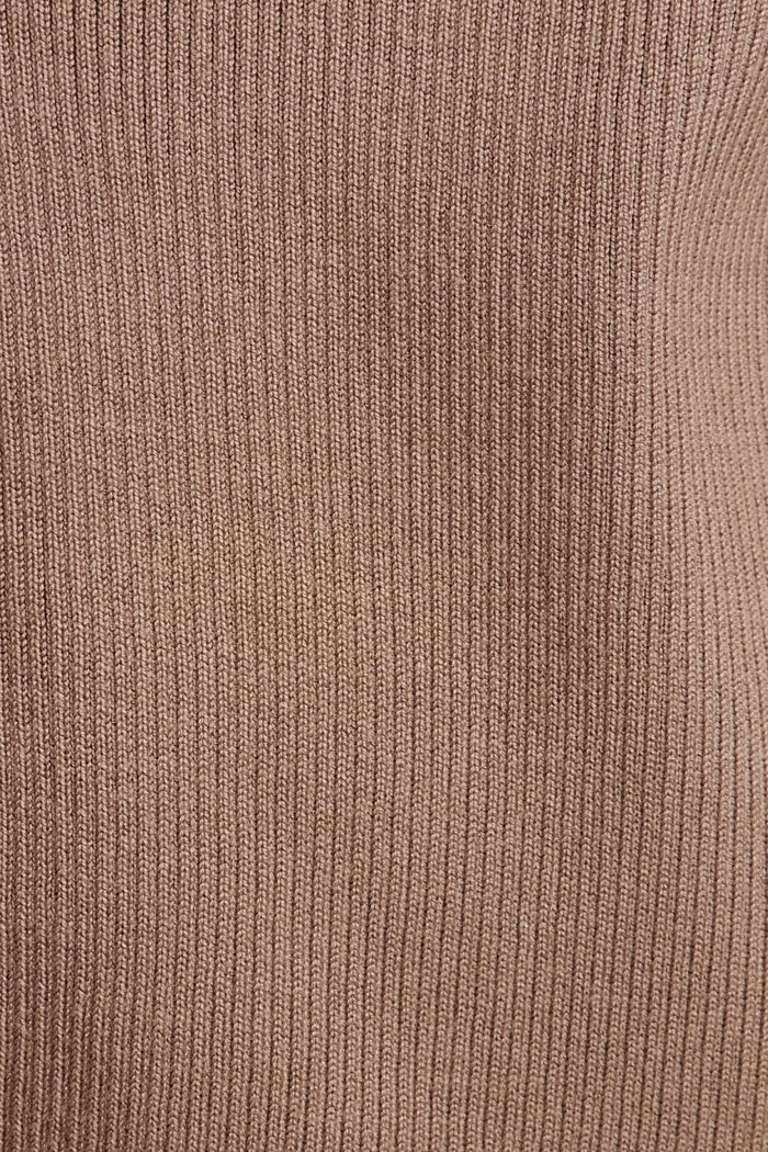 Nestle Knit Top in Mocha fabric