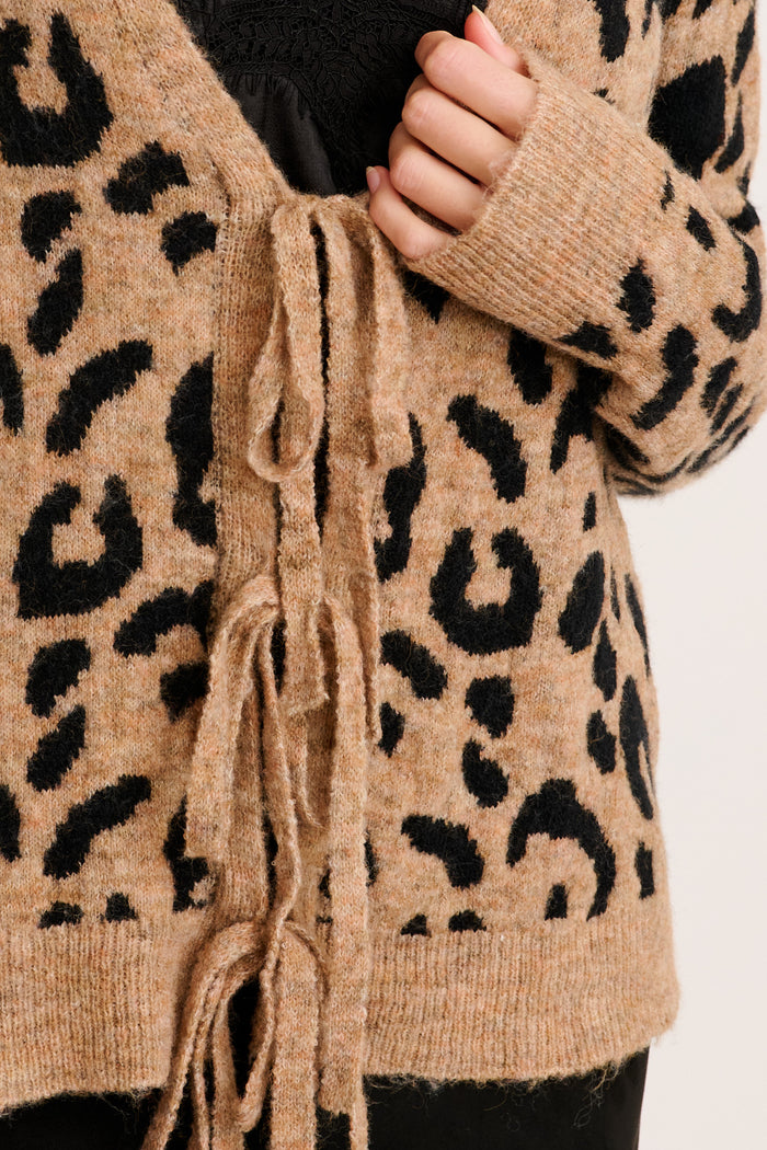 Long Lasting Tie Front Knit Cardigan in Brown Leopard Wool Blend detail