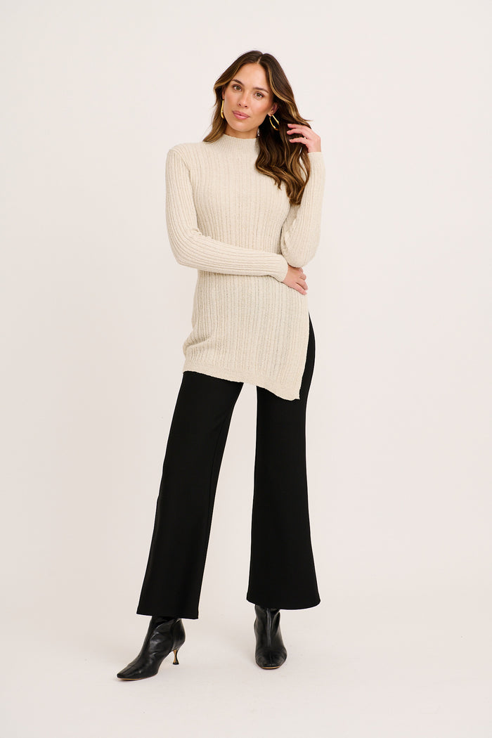 Faint Knit in Beige full length