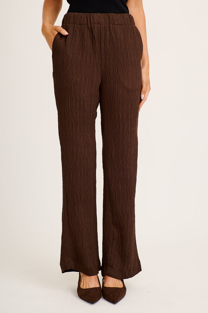 Carino Pant in Chocolate front