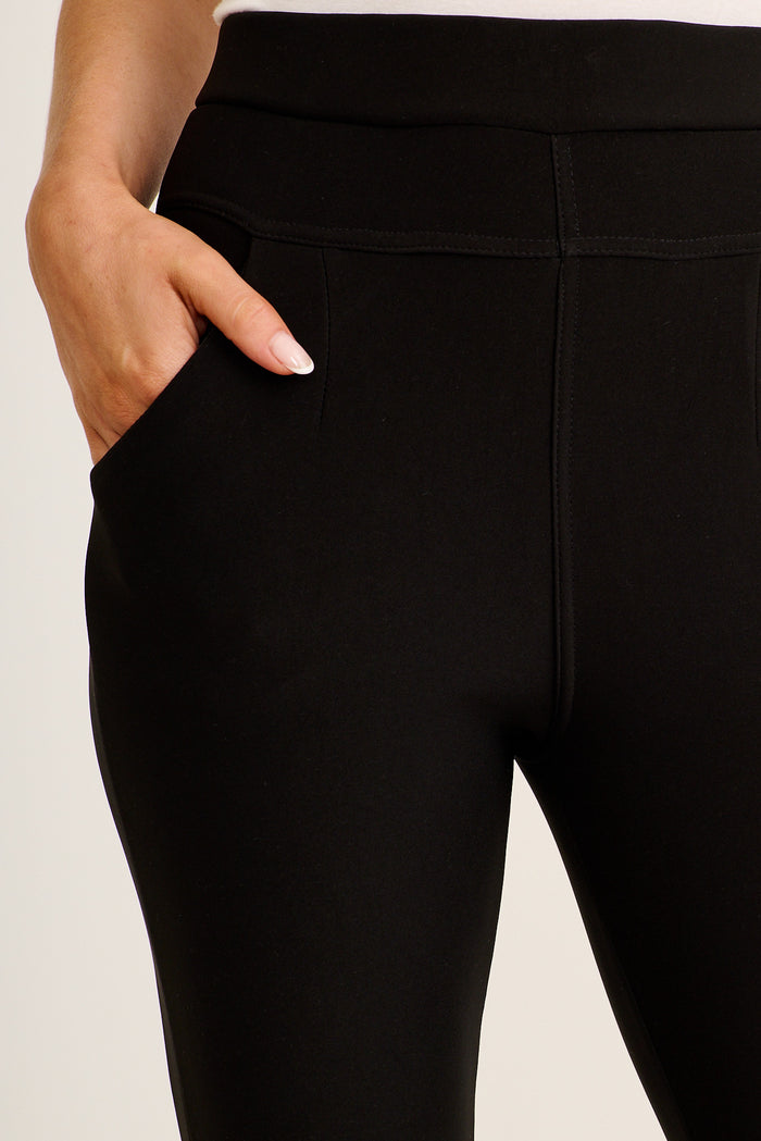 Jordana Stretch Legging in Black Fleece Back detail
