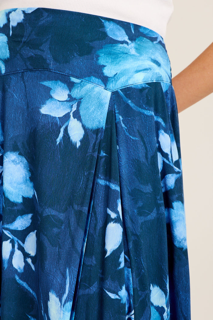 Navy Floral Skirt Detail