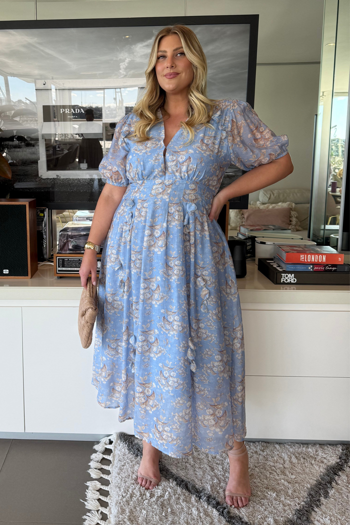 Faded Botanica Maxi Dress in Blue Floral ugc
