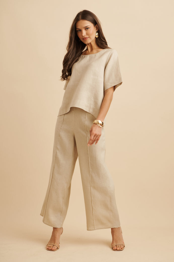 Island Soul Top in Stone Linen focus shoot full length