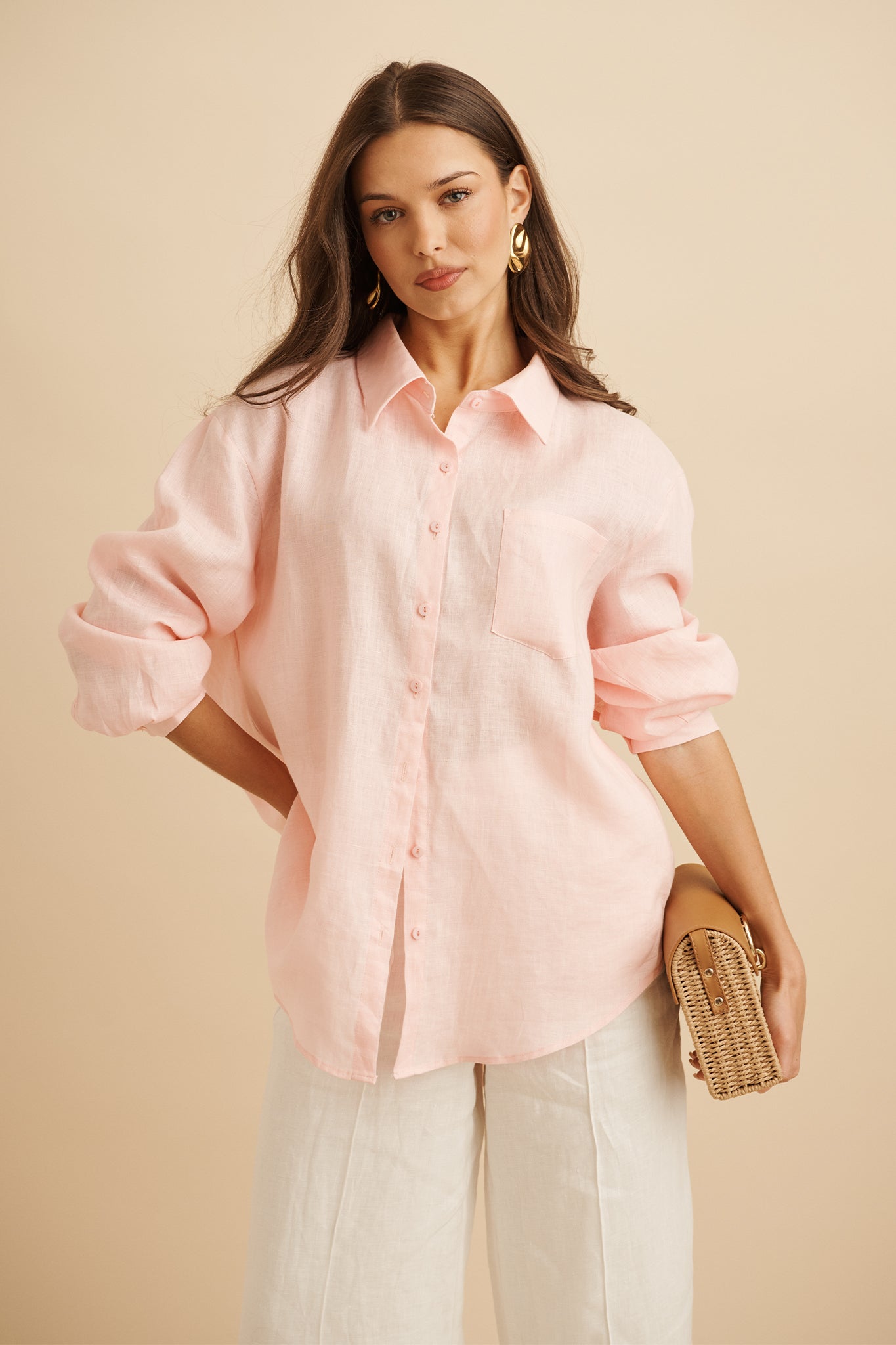 Ocean Echo Shirt in Pink Linen focus shoot front