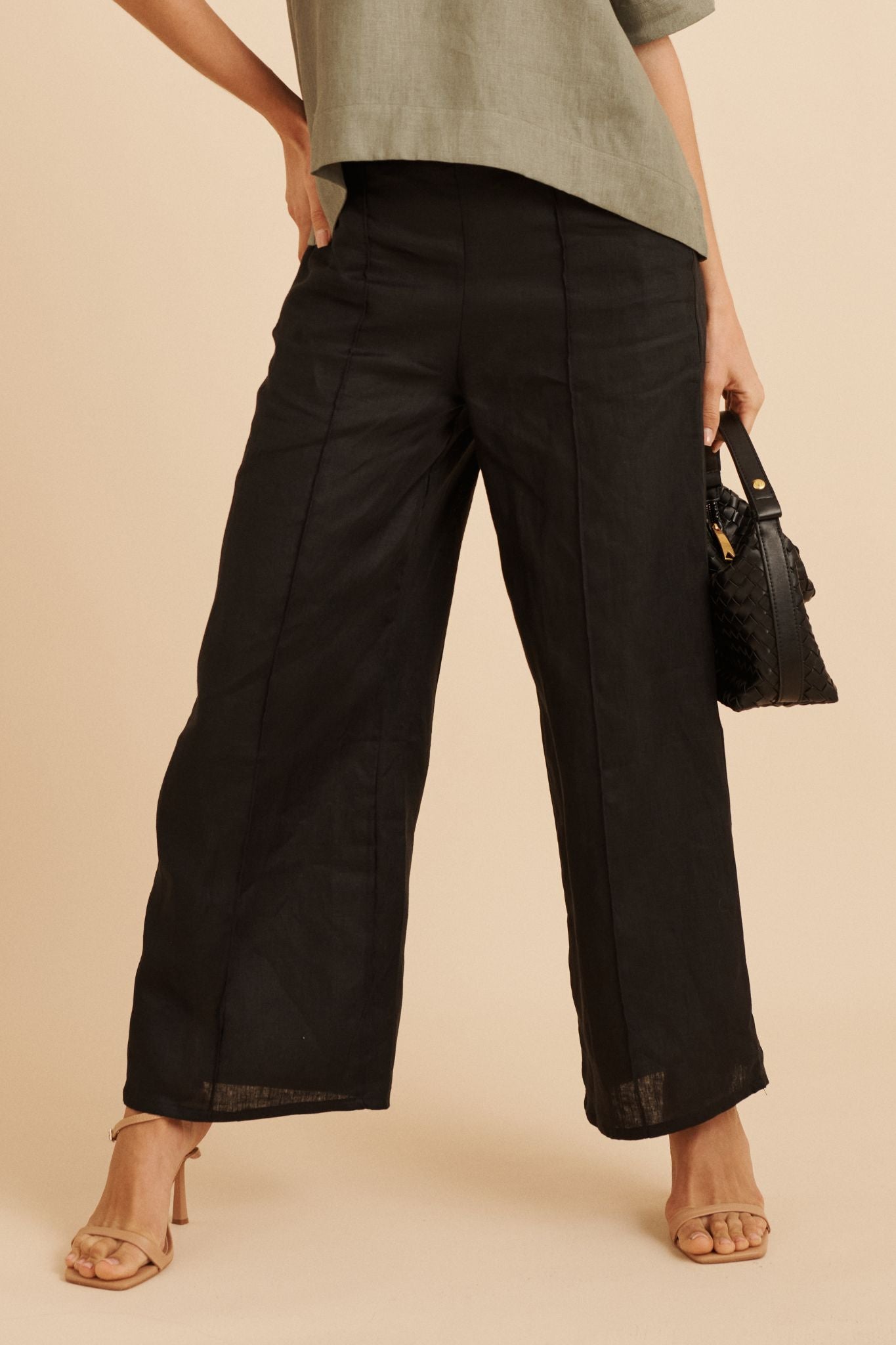 PRE ORDER Halara Pant in Black Linen focus shoot front