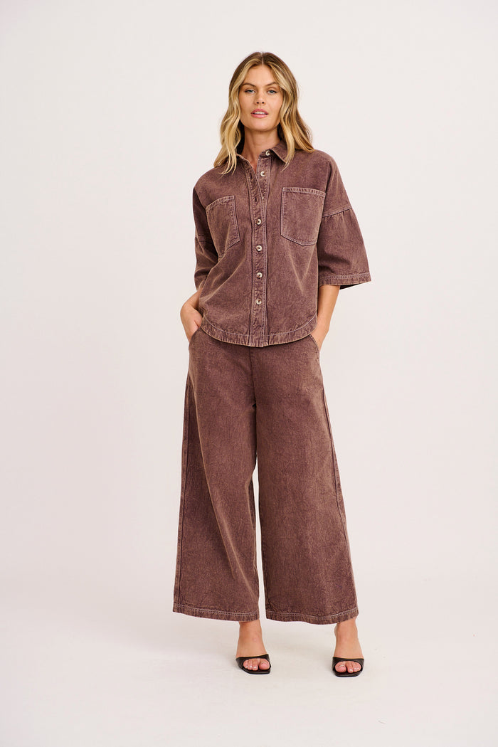 Legacy Shirt in Chocolate Cotton Twill full length set