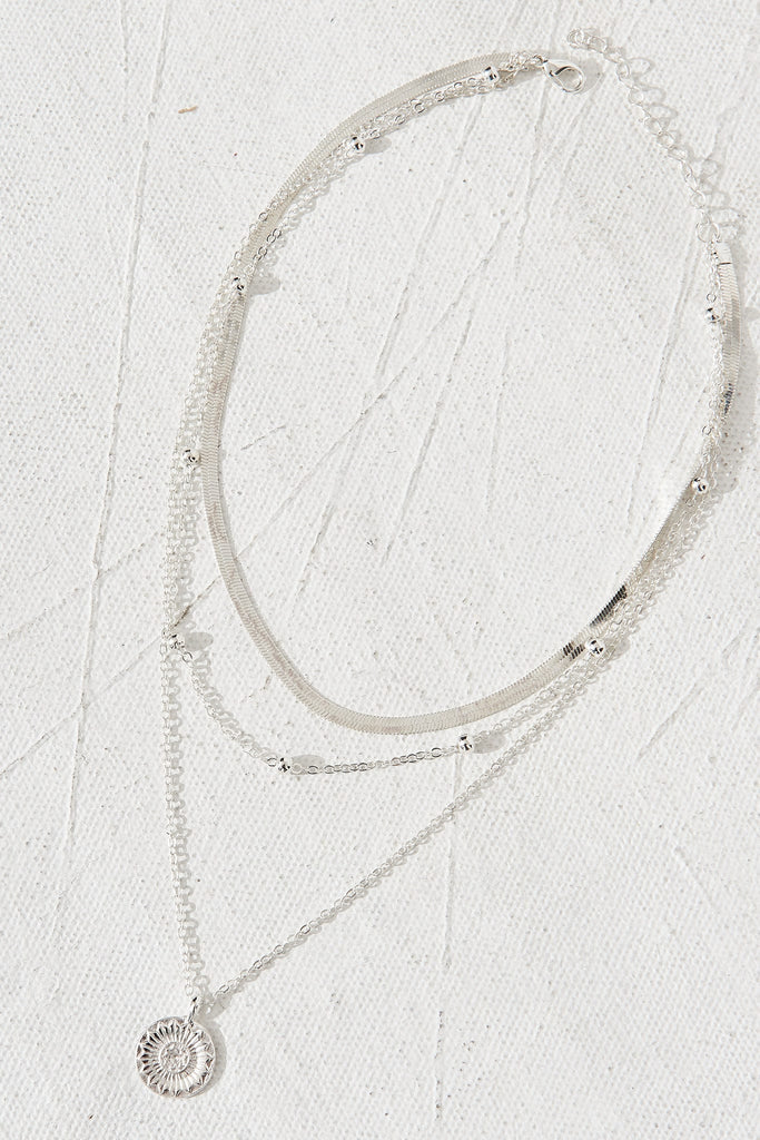 August + Delilah Nisca Layered Necklace In Silver