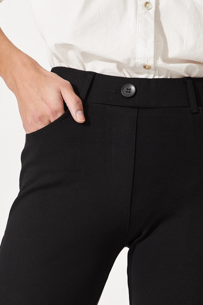 Workflow Stretch Straight Leg Pocket Pant In Black - detail