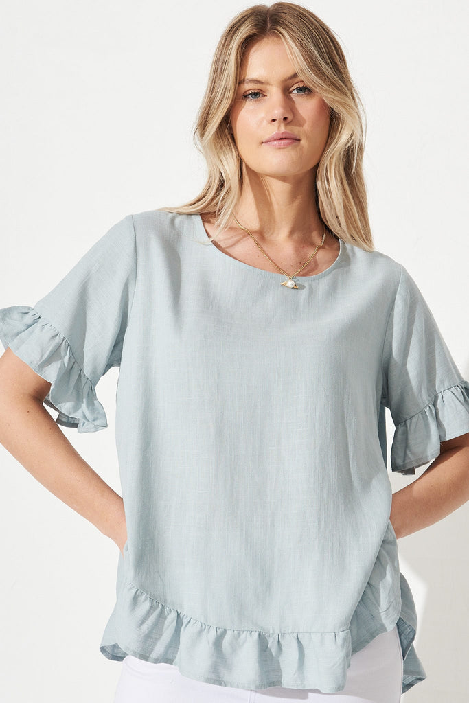 Catharina Top In Sage Linen Blend