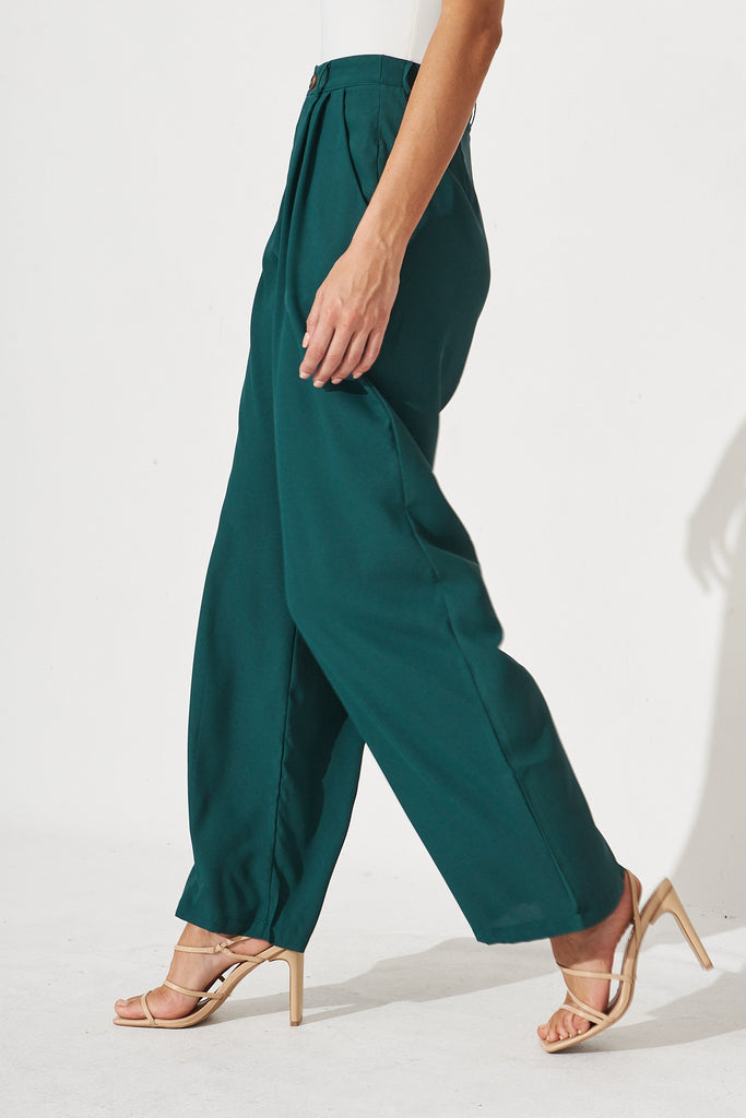 Yvonne Pant In Emerald Green
