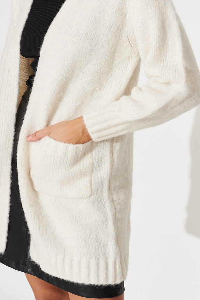 Hiroka Knit Cardigan In Cream Wool Blend - detail