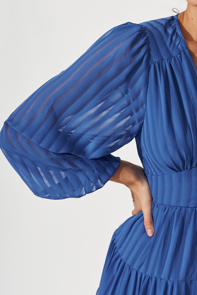 Modical Midi Dress In Blue Chiffon - detail