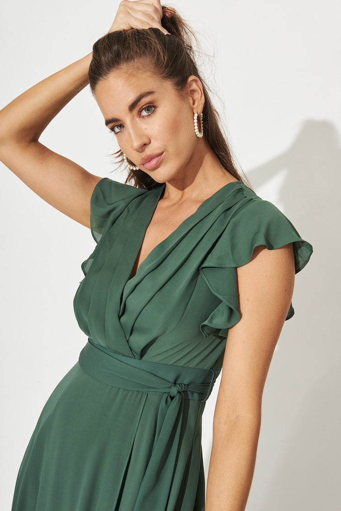 Wynter Maxi Dress In Green - Front Detail