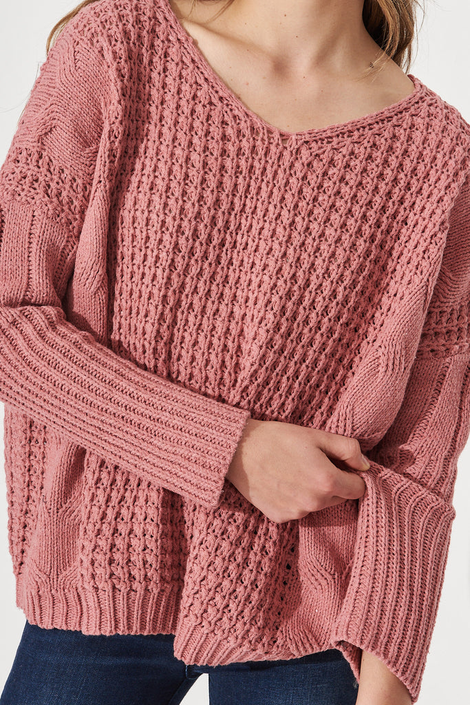 Trissy Knit in Rose - Detail