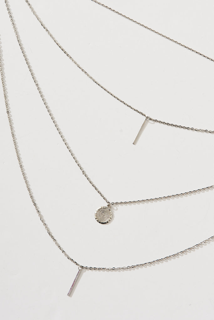 august + delilah Maya Layered Necklace in Silver - Detail