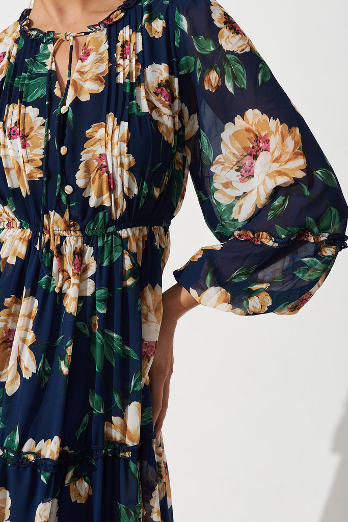 Melline Maxi Dress in Navy Floral - Detail