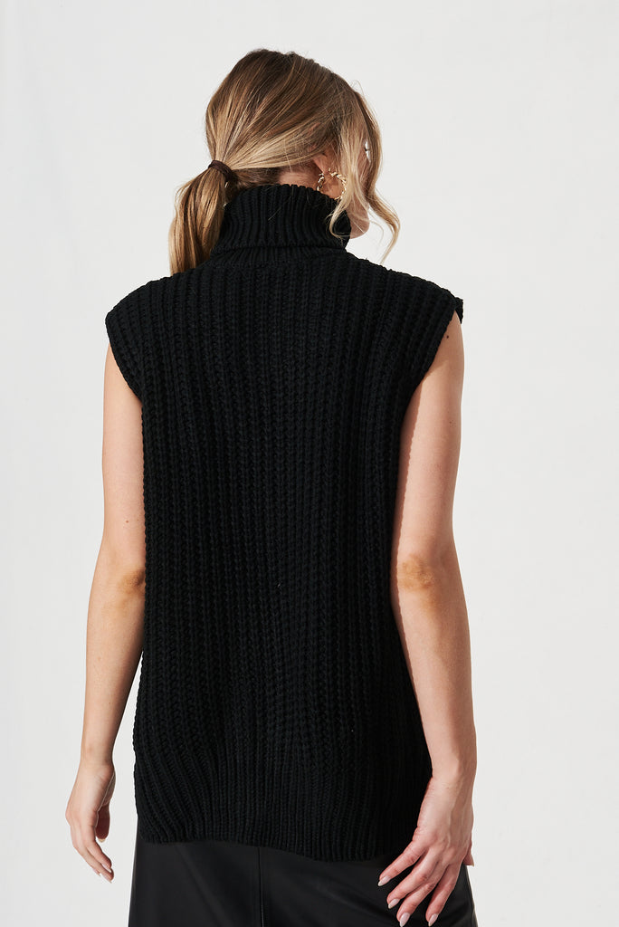 Evelyna Knit Vest In Black - Back