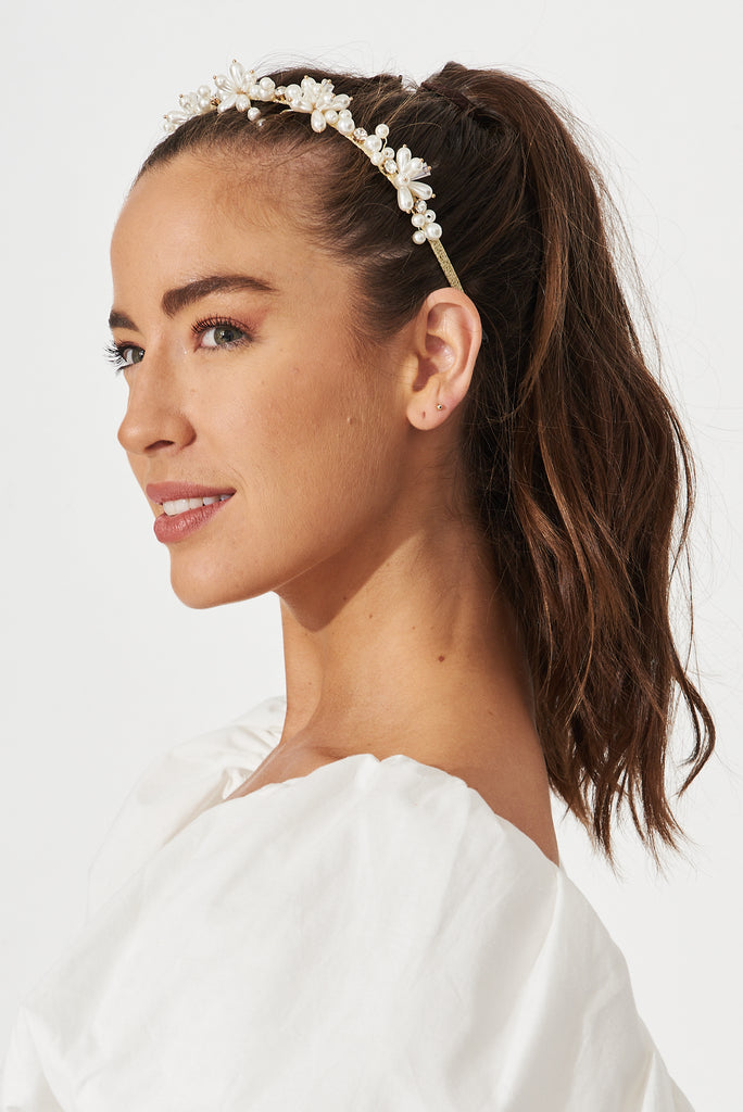 August + Delilah Vesta Headband In White With Pearl - side