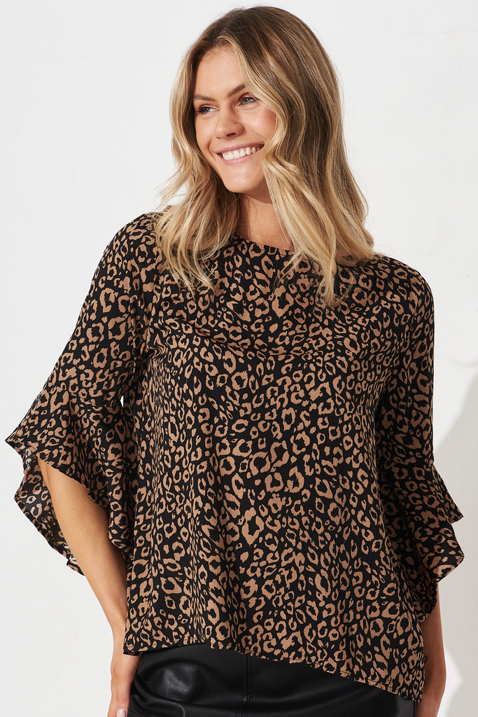 Nila Top In Black With Brown Speckle - front