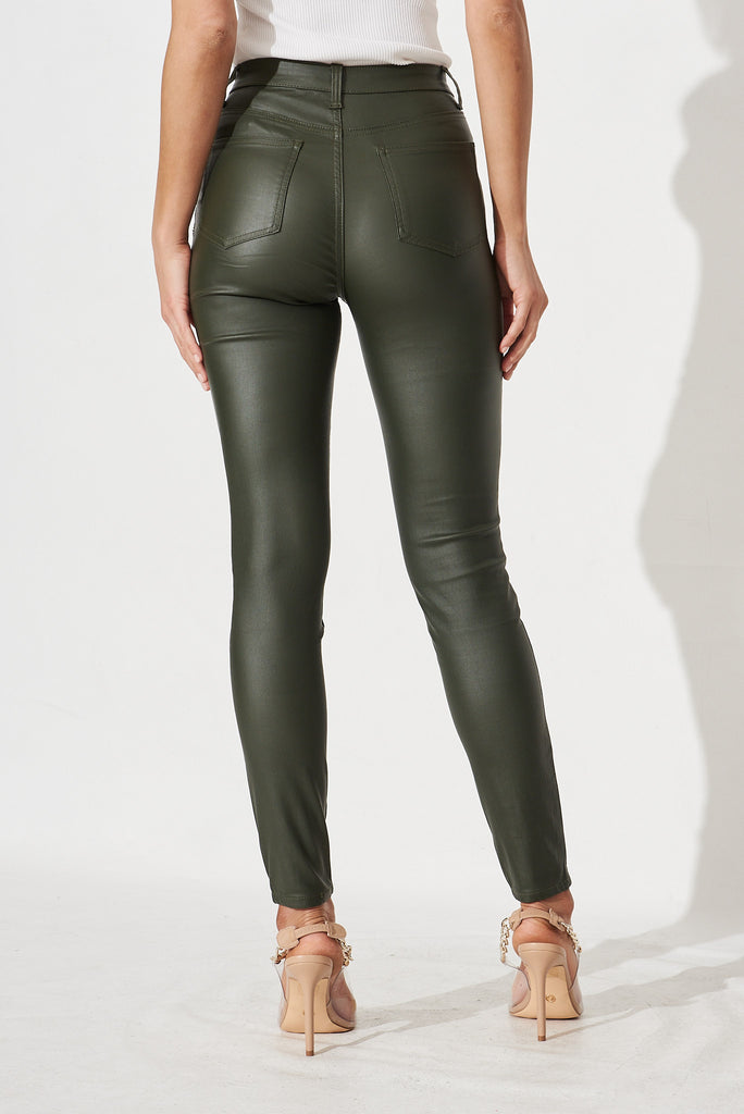 Merley Skinny Pants In Olive Leatherette - back