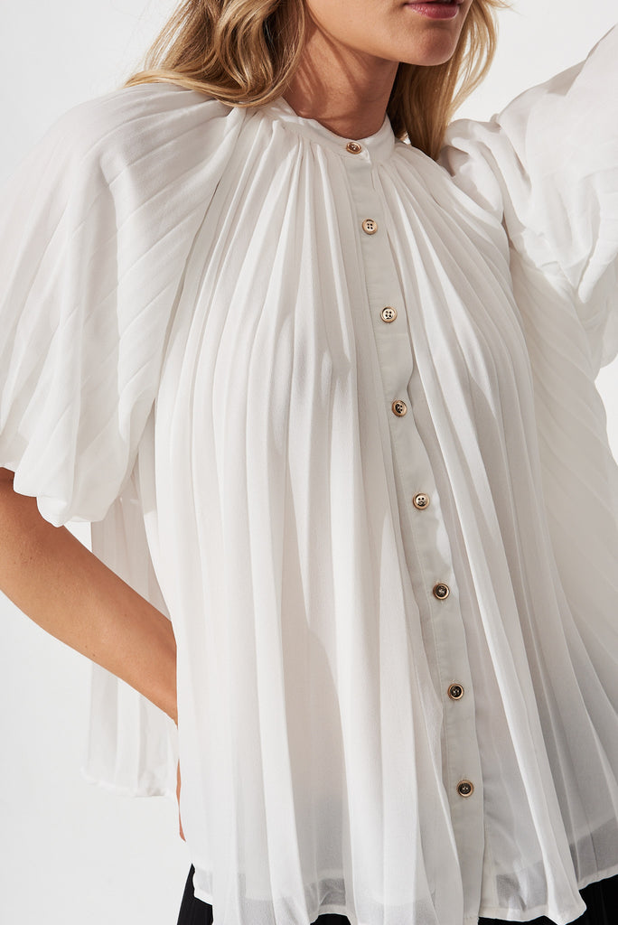Chariste Shirt In White - detail