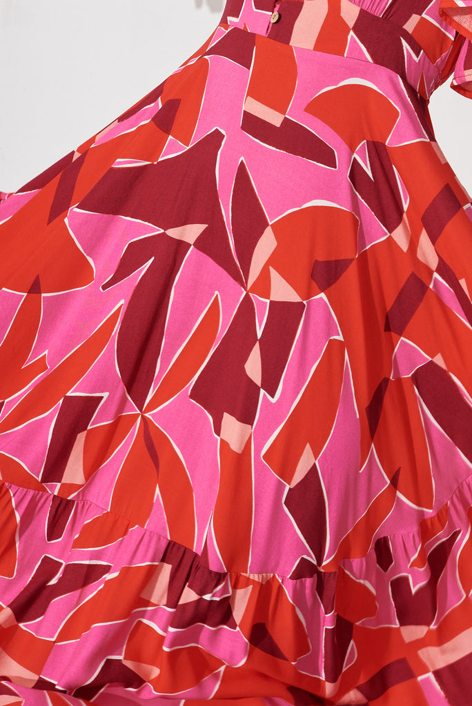 Junipar Midi Dress In Pink Geometric - detail