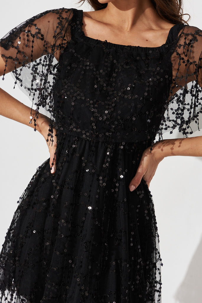 Manhattan Sequin Dress in Black - detail