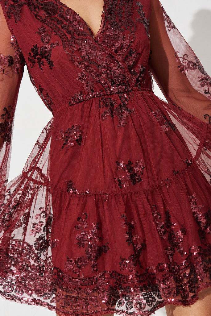 Iconic Sequin Dress In Wine - detail