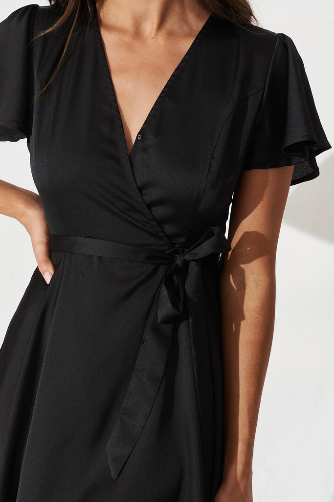 Marilou Maxi Dress In Black Satin - detail